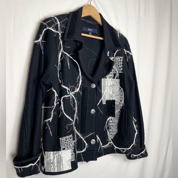 VTG Funky Wool Gap peacoat with metallic threading and embroidery patchwork Sz.L - Picture 6 of 9